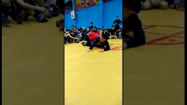 мастер класс Бекхан Манкиев и Рустам Хучаров смотреть онлайн