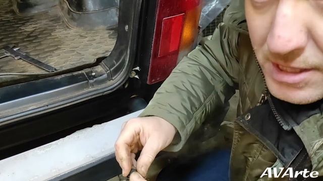 Завалить сверчка!!!! Избавление от скрипа пятой двери смотреть онлайн