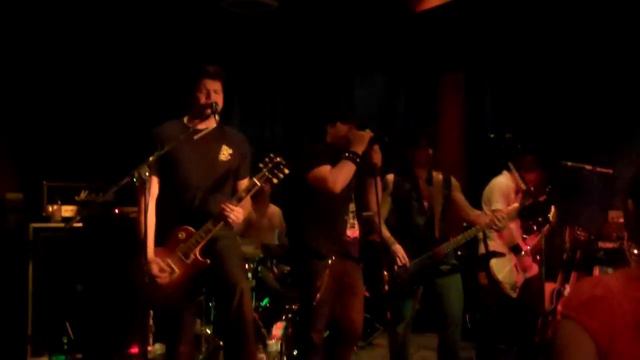Static in the Stars - Gibson Guitars Showroom - NXNE смотреть онлайн