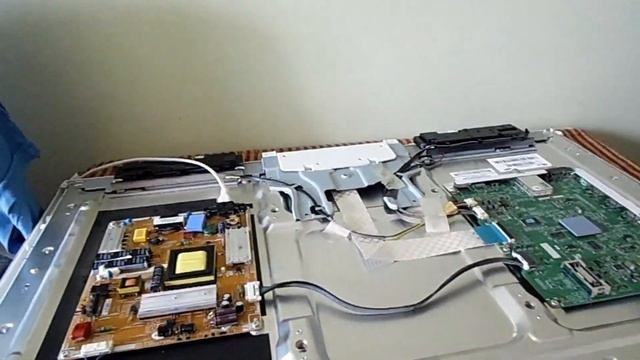 ремонт телевизора самсунг 4 серии UE32D4010NW.РЕМОНТ БЛОКА ПИТАНИЯ.начало пропадать изображение смотреть онлайн