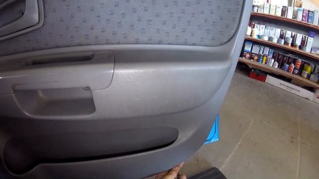 Kia Rio 2000–2005 door panel removal смотреть онлайн