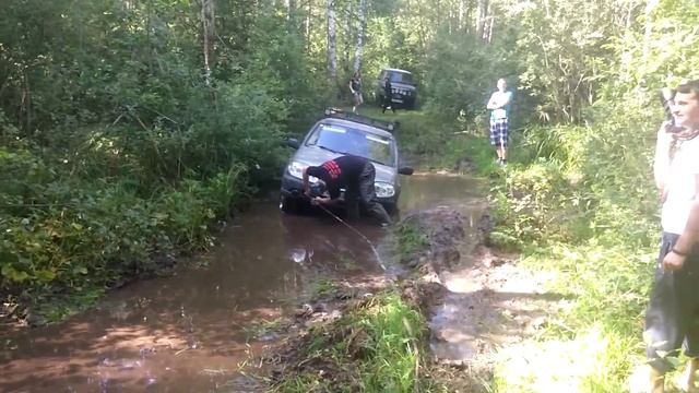 Chevy niva vs лужа смотреть онлайн