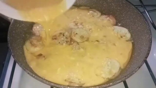 На скорую руку! Омлет с кабачками! Великолепная идея для завтрака или ужина! смотреть онлайн