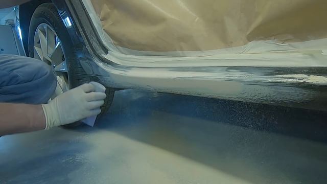 Body Repair / Rocker Prep With Putty | Spray Gravitex Stone Chip | Cromax Surfacer