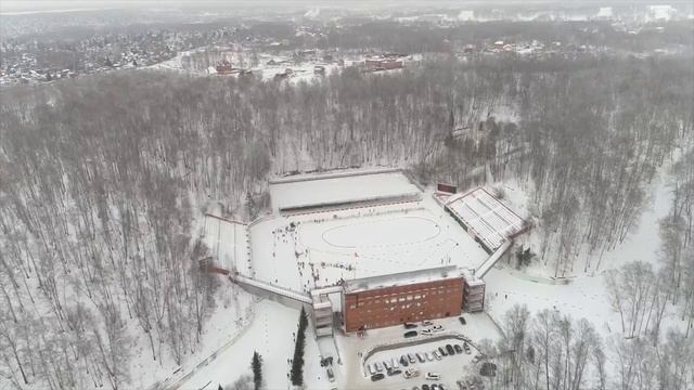 Детский спорт в микрорайоне "СТРИЖИ" смотреть онлайн