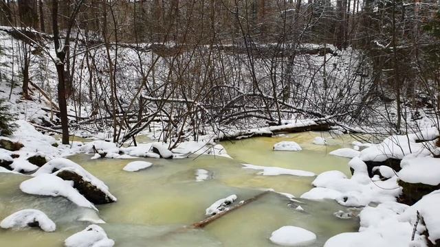 Глубоченский водопад, гора Думная и Крутоярка. Окрестности Полевского. смотреть онлайн