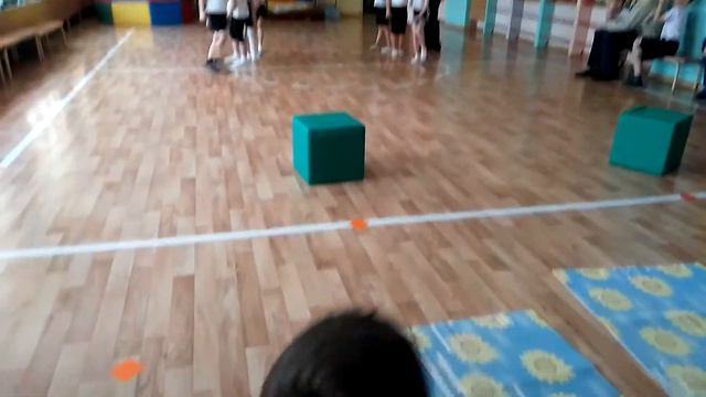Эстафета 23 февраля в 14 группе часть 1 смотреть онлайн