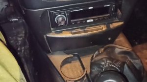 Подстаканник в Шевроле нива.где он находится?)))