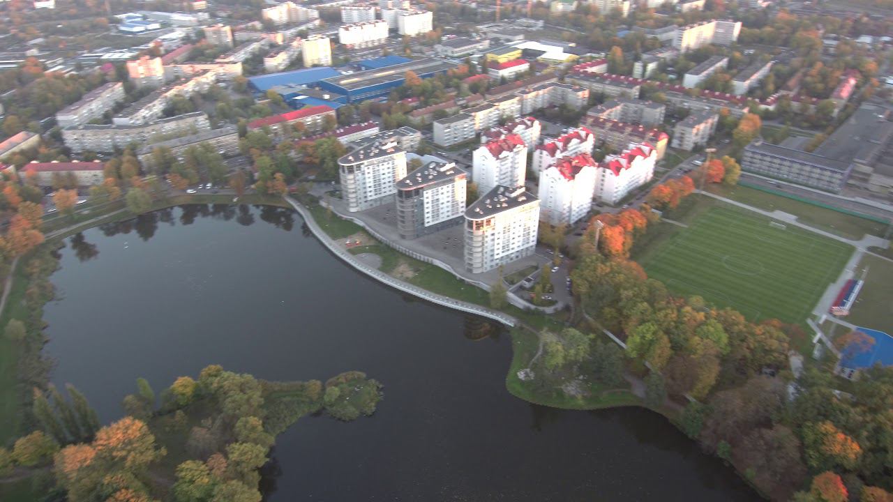 Южный парк, Фридландские ворота, стадион Локомотив Калининград, аэросъемка смотреть онлайн
