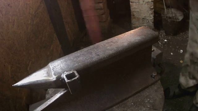 ТОПОРИК ИЗ ГАЕЧНОГО КЛЮЧА. смотреть онлайн