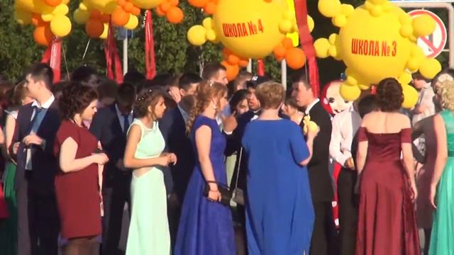 Выпускной марш, Радужный, школа №4, 23.06.2017г. смотреть онлайн