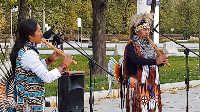 музыканты из Эквадора. Sumac Kuyllur. "Indio irlandes". смотреть онлайн