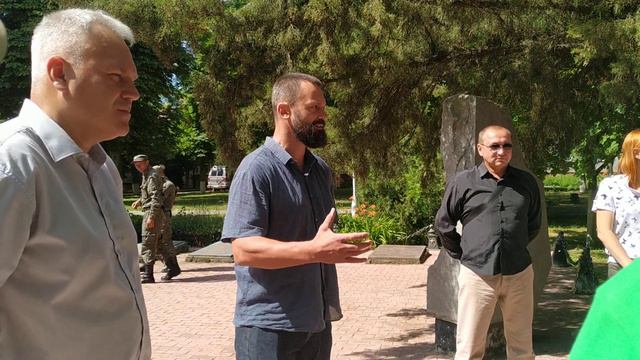 Памяти павших будьте достойны. Помните подвиг людей отдавших свои жизни ради будущих поколений. смотреть онлайн