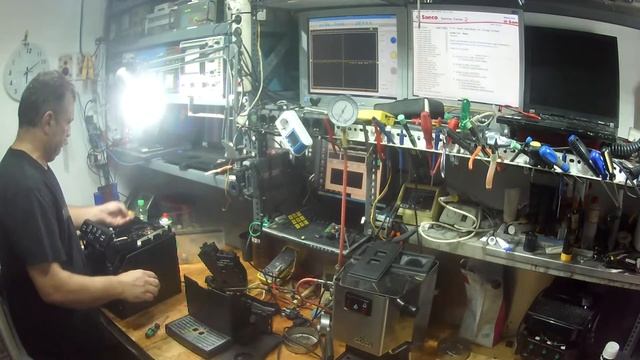 150223 Saeco Minuto HD8760 смотреть онлайн
