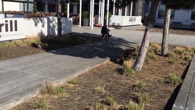 BMW Kidsbike Nils Edition смотреть онлайн