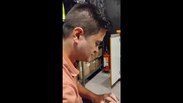 Unboxing KingSong 14D nova geração смотреть онлайн