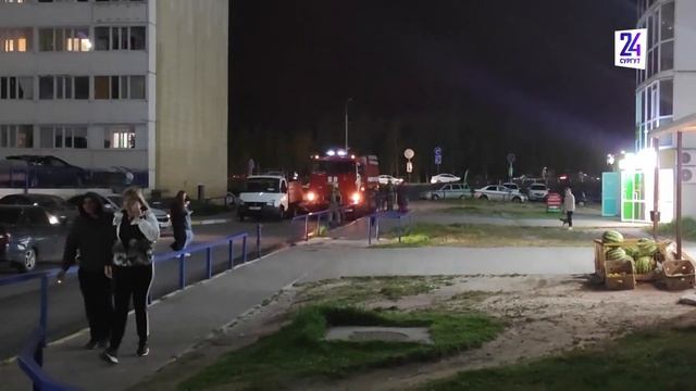 В пожаре в Сургуте пострадал человек. Загорелась квартира на Билецкого смотреть онлайн