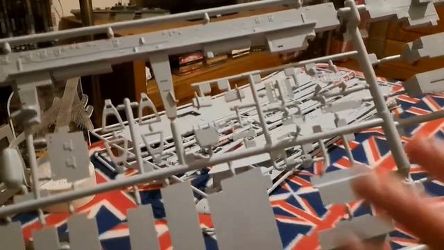 Airfix HMS Illustrious Review смотреть онлайн