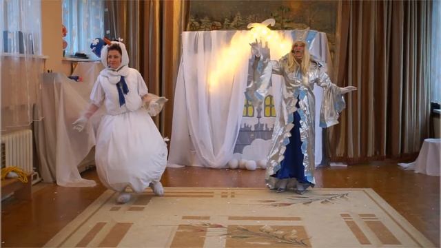 ДЕНЬ РОЖДЕНИЯ ДЕДА МОРОЗА смотреть онлайн