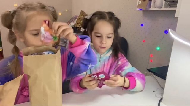 Орео!Открываем 5 пакетик адвент календаря. смотреть онлайн