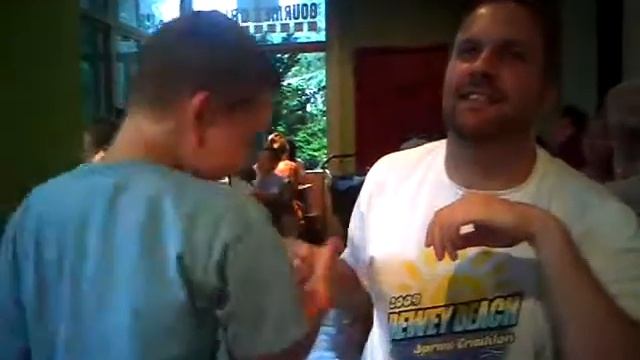 Ultimate thumb war смотреть онлайн