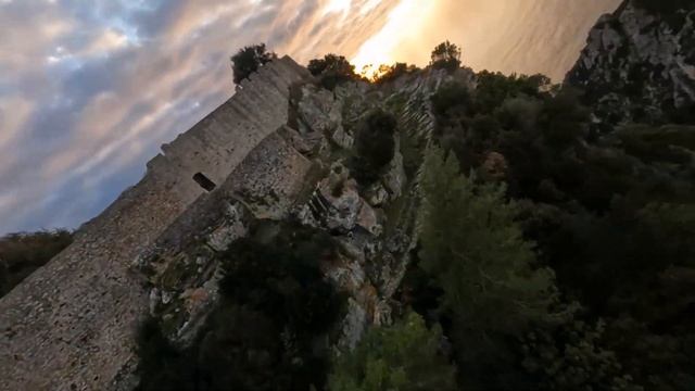 Angel Castle Ruins FPV Dive - AngeloKastro - Corfu смотреть онлайн