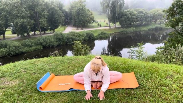 Йога утром. Практика дыхания и асан. Елена Горошко смотреть онлайн