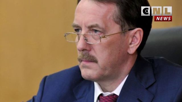Пасторов «Церкви Божьей Славы» наградили медалью ордена «Родительская слава» смотреть онлайн