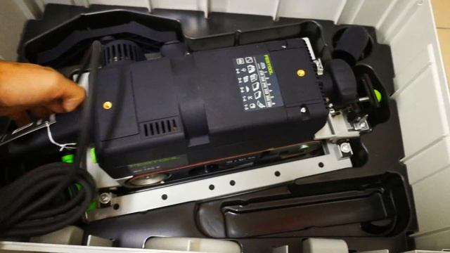 Unpacking / unboxing belt sander Festool BS 105 E-Set 570212 смотреть онлайн