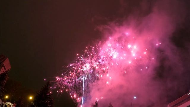 Narva Ilutulestik 2022. Салют в Нарве 2022. 5K Video. смотреть онлайн