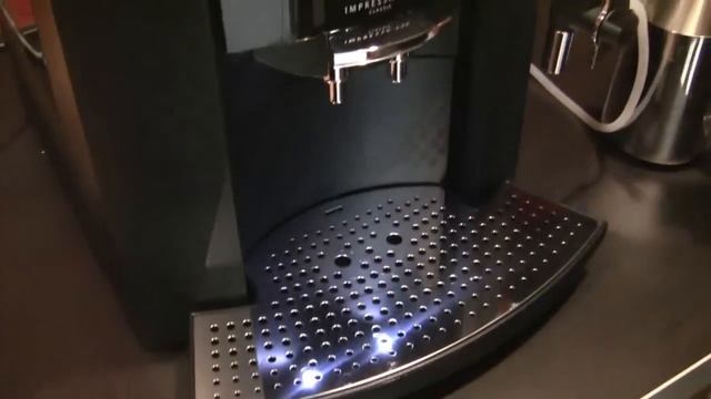 Crew Review: Jura Impressa F50 смотреть онлайн