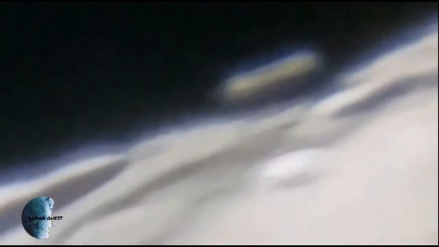 Загадочный объект запечатлели над поверхностью Луны смотреть онлайн