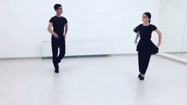 Адыгский танец «Лъапэрисэ» смотреть онлайн