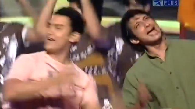 AMIR KHAN , SHARMAN JOSHI , R MADHAVAN PERFORMANCE 28 MARCH HD 720p смотреть онлайн