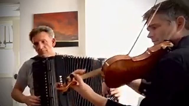 Somewhere Over The Rainbow / Tim Weed Violin / Frank Petrilli Accordion / Paul Eckman Bass смотреть онлайн