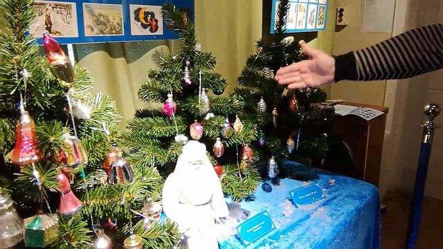 Выставка старинных ёлочных игрушек. История ёлочной игрушки . Коллекция новогодних игрушек СССР. смотреть онлайн