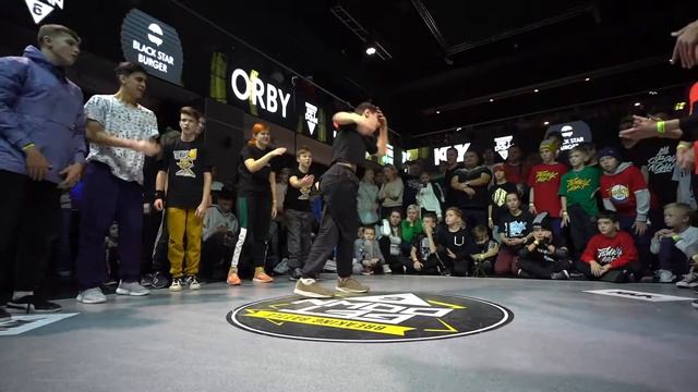 ЯЗЫК ТЕЛА VS NON STOP BBOYS | 1/4 KIDS CREW | GET DOWN 6 смотреть онлайн