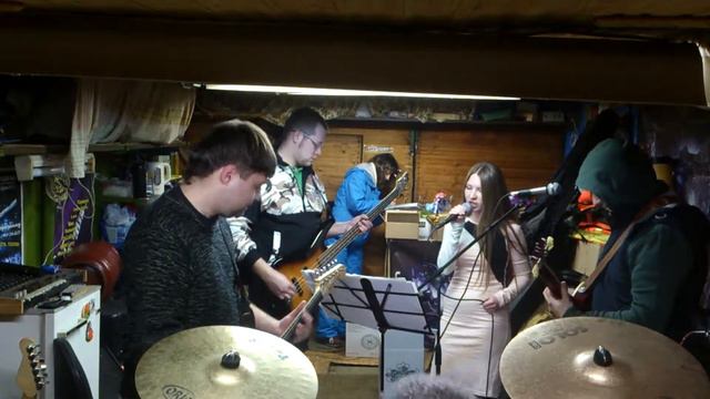 СтранаСибирь и Королева Елена кавер "Скажи зачем" смотреть онлайн