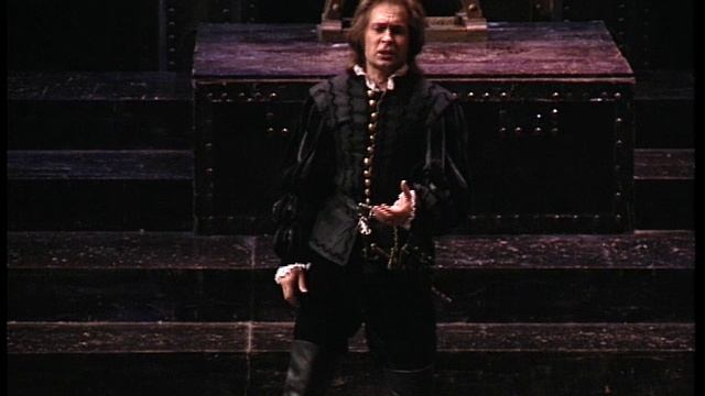 Сергей Кунаев в партии Don Carlo в опере G.Verdi-Don Carlo
1акт,сцена и дует Elisabetta,Don Carlo.