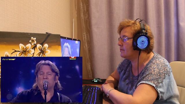 МАМА ПОКАЗЫВАЕТ МУЗЫКУ СВОЕЙ МОЛОДОСТИ смотреть онлайн