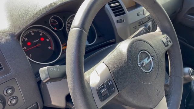 Opel Zafira 1.9CDTi 94000km смотреть онлайн