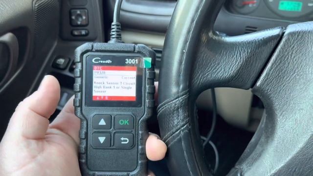 Creader 3001 OBD2 scanner смотреть онлайн
