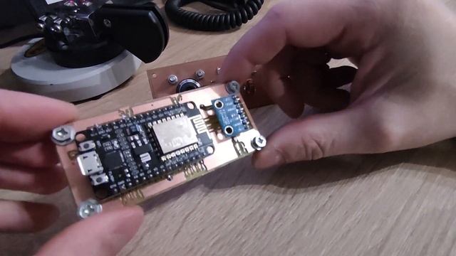 #003 Warsztat amatora: Remote VFO - generator częstotliwości dla pasma 40 m смотреть онлайн