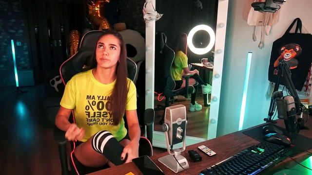 ? RGB LED TUBE 360 / СВЕТОВАЯ ПАЛКА ДЛЯ ВИДЕО - ЦВЕТНОЙ ФОН смотреть онлайн