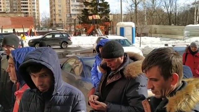 Встреча жителей и соседей дома 12 по улице Новое шоссе, микрорайон Хлебниково, город Долгопрудный М смотреть онлайн