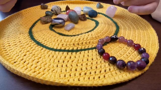 ГАДАНИЕ НА КАМНЯХ???ЧТО НАМ ПРИНЕСЁТ ИЮЛЬ??? смотреть онлайн