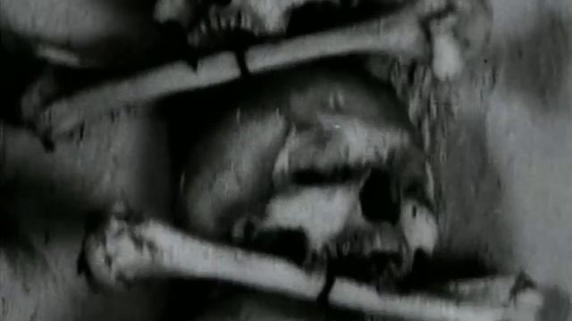 Ян Шванкмайер - "Костница" (1970. РУССКИЕ СУБТИТРЫ) смотреть онлайн