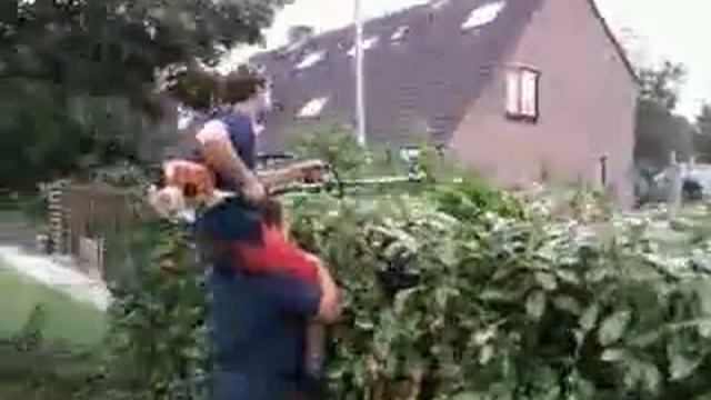 Arend en bas telescoopheggeschaar смотреть онлайн