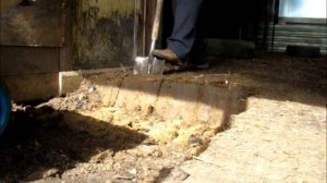 Резак навоза Как убрать плотный навоз Сельское подворье на Урале