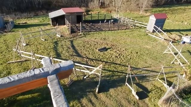 Сделал загон для тренировки жеребца. смотреть онлайн